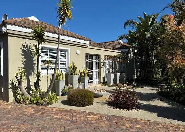Plett57 - Self Catering - Room No1